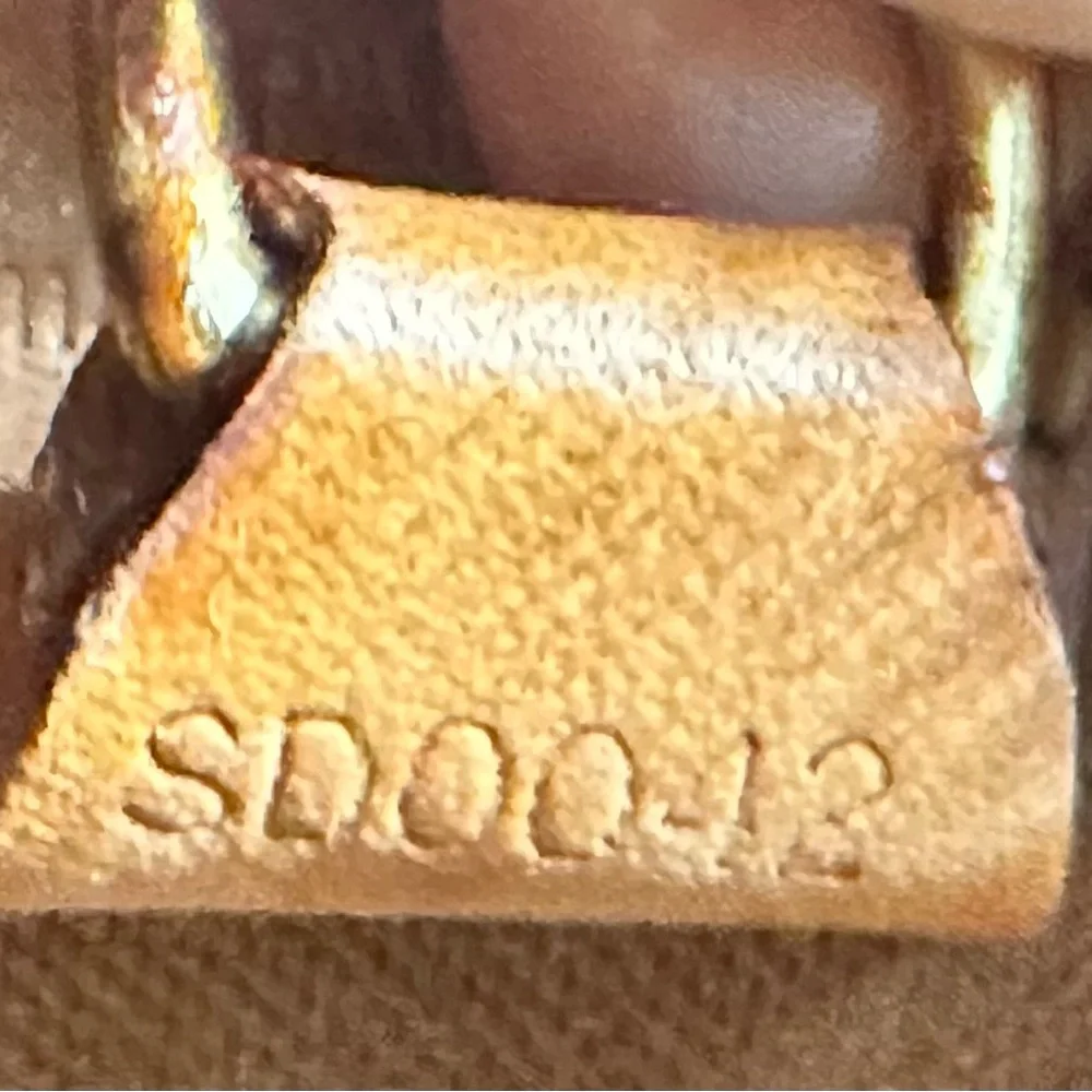 Louis Vuitton
LV Monogram Ellipse PM petit Vintage - Picture 9 of 9